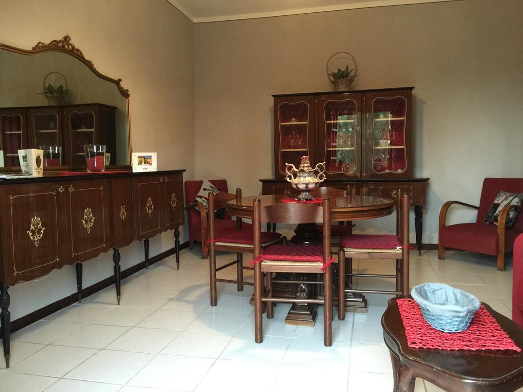 Aparthotel Il Porto à Tuoro sul Trasimeno Chambre photo