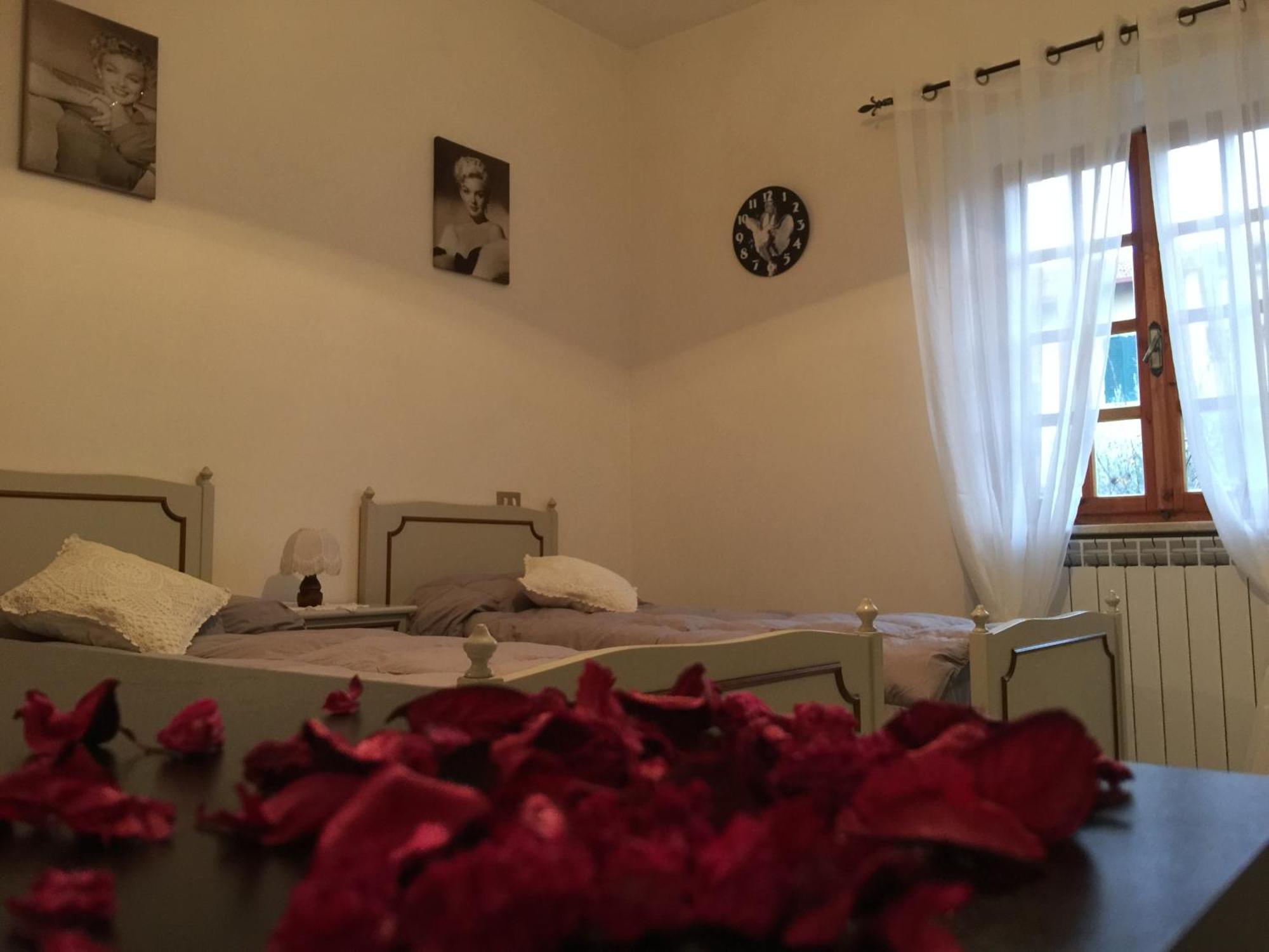 Aparthotel Il Porto à Tuoro sul Trasimeno Chambre photo