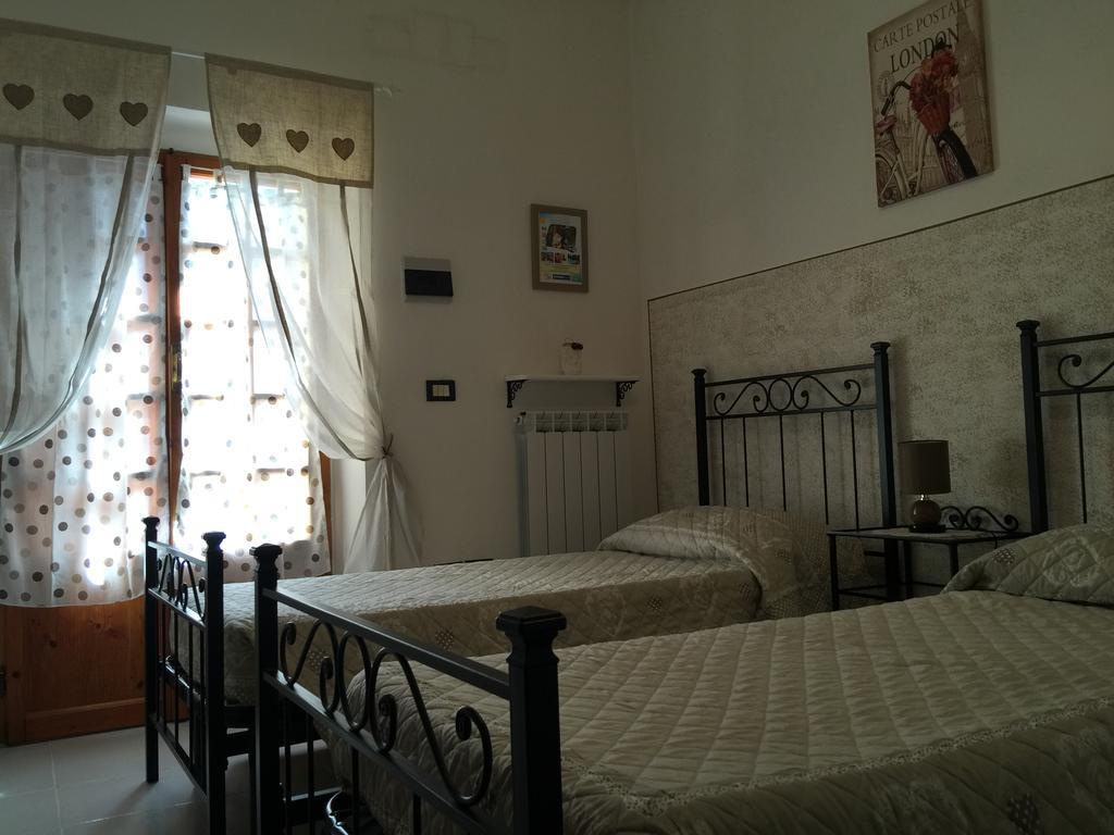 Aparthotel Il Porto à Tuoro sul Trasimeno Extérieur photo