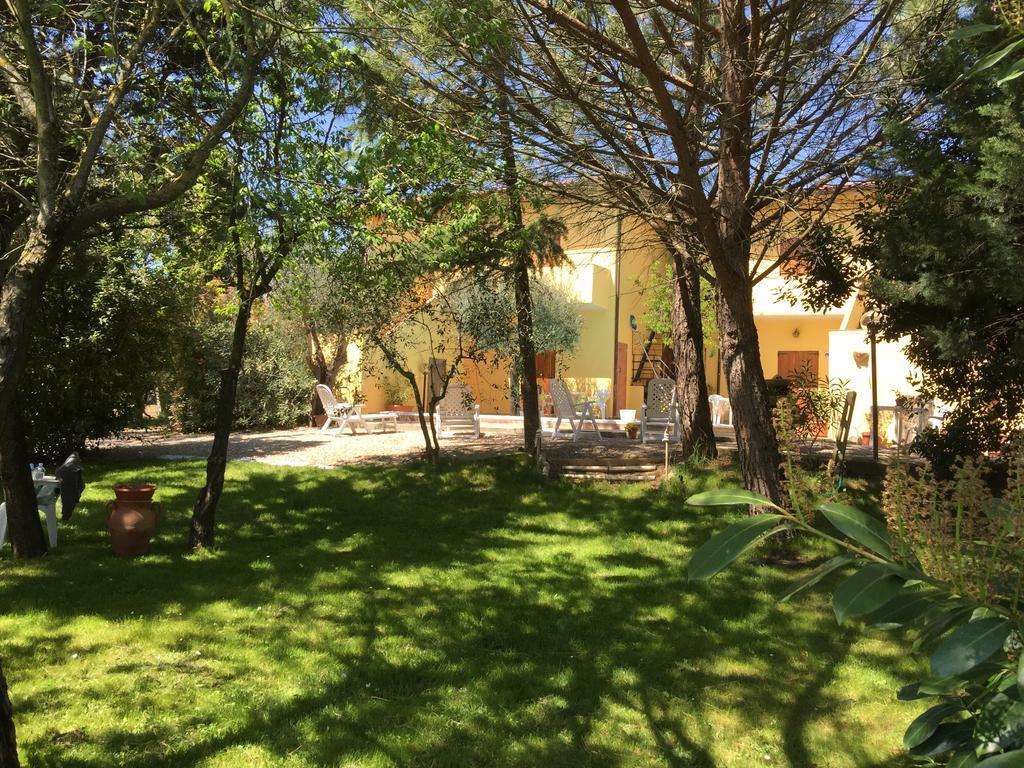 Aparthotel Il Porto à Tuoro sul Trasimeno Extérieur photo