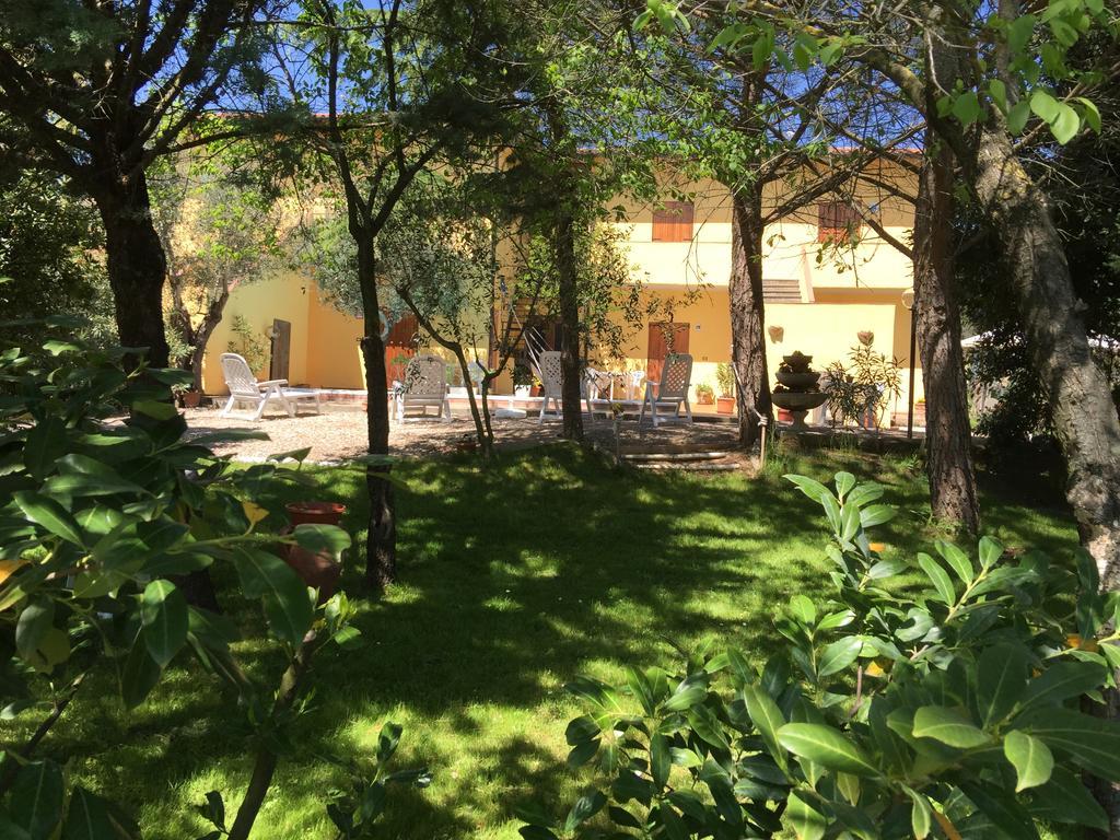 Aparthotel Il Porto à Tuoro sul Trasimeno Extérieur photo