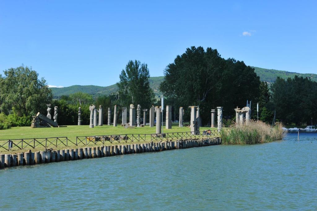 Aparthotel Il Porto à Tuoro sul Trasimeno Extérieur photo