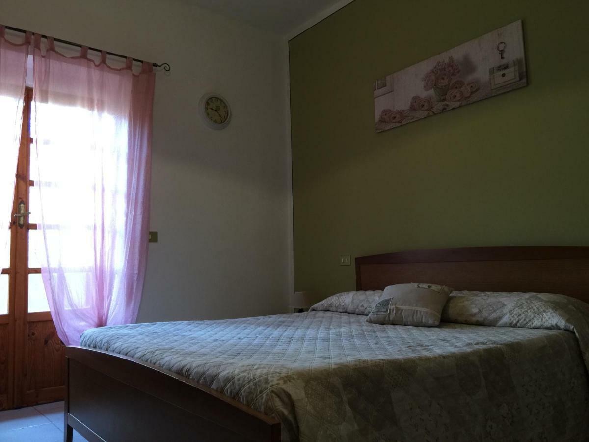 Aparthotel Il Porto à Tuoro sul Trasimeno Extérieur photo