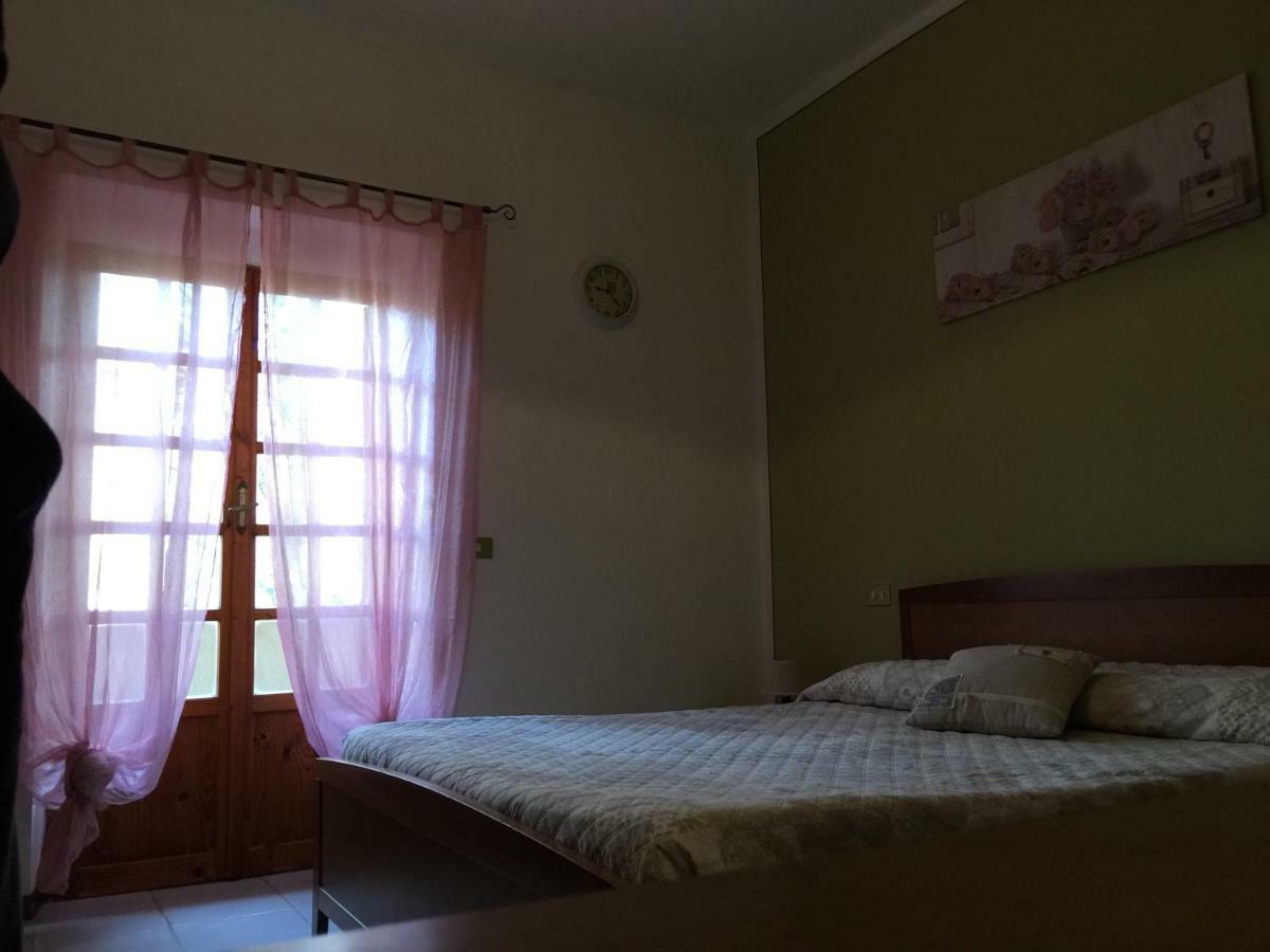 Aparthotel Il Porto à Tuoro sul Trasimeno Extérieur photo